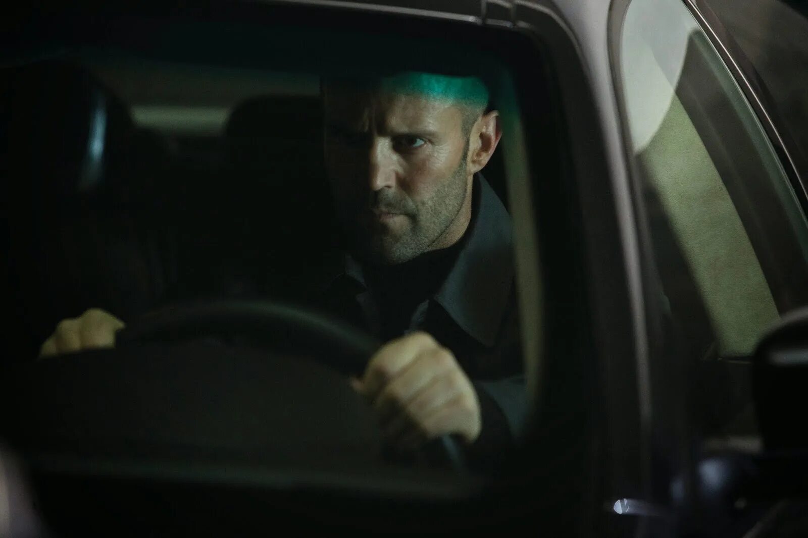 Стетхем форсаж. Джейсон стэтхэм форсаж. джейсон стэтхэм форсаж 7. deckard shaw форсаж. джейсон стэйтем форсаж 7.