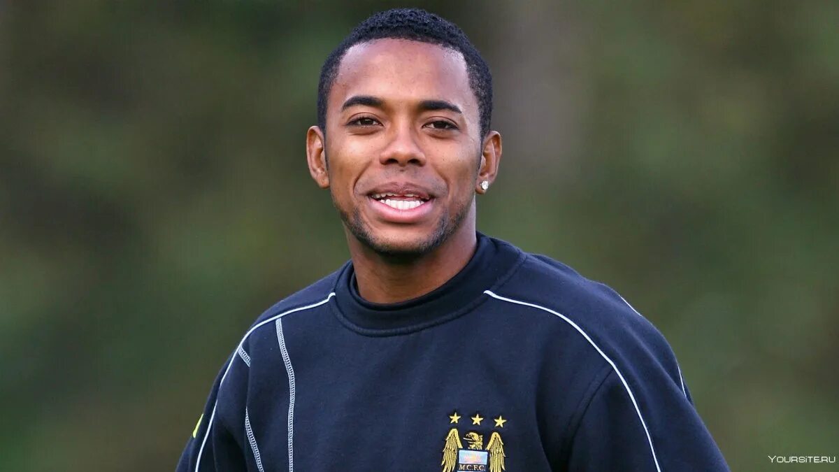 Робиньо. Робиньо. Робиньо. Робиньо футболист. Робиньо 2022.