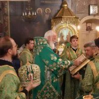 служба в церкви в ивановском