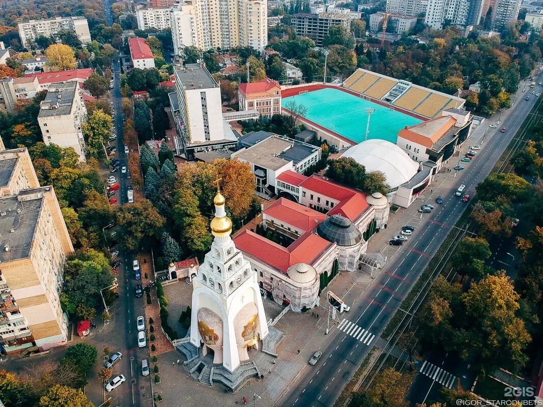 Одесская академия. Национальный университет Одесская юридическая Академия. ОЮА Одесса. Юр Академия Одесса. Одесса Церковь возле юридической Академии.