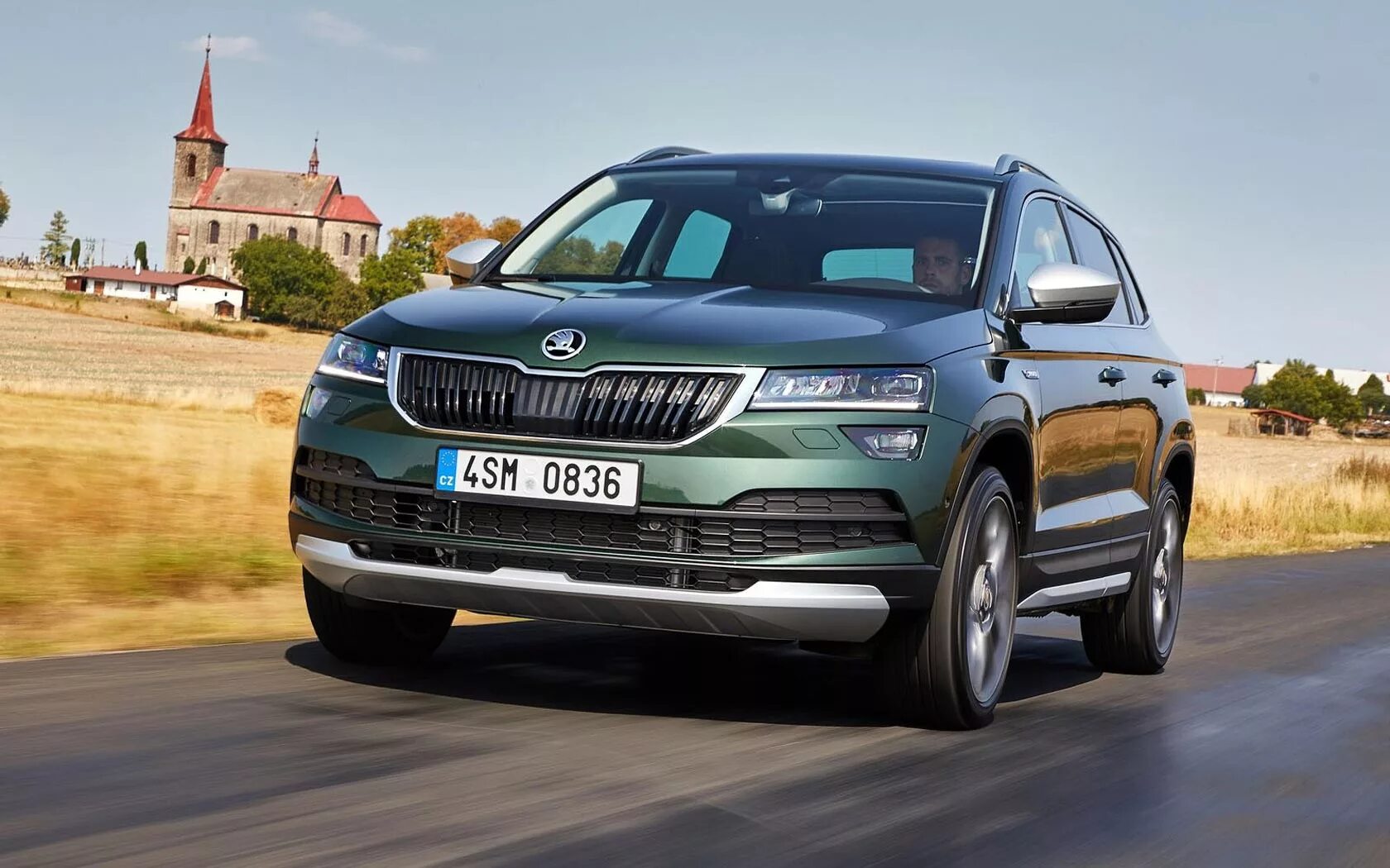 Karoq. Кроссовер skoda karoq. skoda karoq scout 2025. skoda karoq 2019. шкода карок скаут 2025.