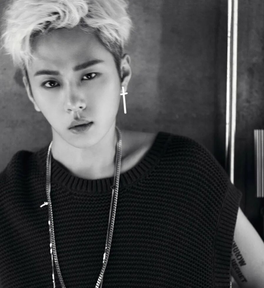 Ён джунхён монстар. Beast yong jun-hyung. Ён чун хён beast. Beast yong jun-hyung. Джихён xd.