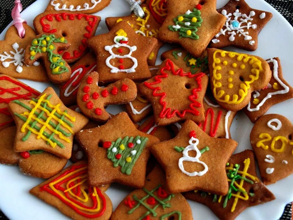 новогоднее печенье. печенье елочка песочное. норвежские пряники. новогоднее печенье. печенье вкусное домашнее на новый год.