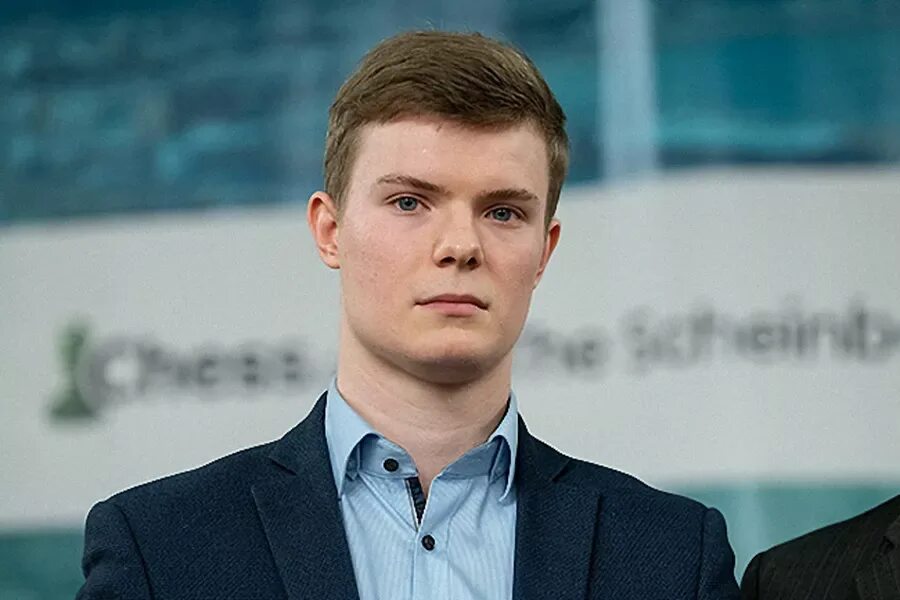 Кириллу кузьминских