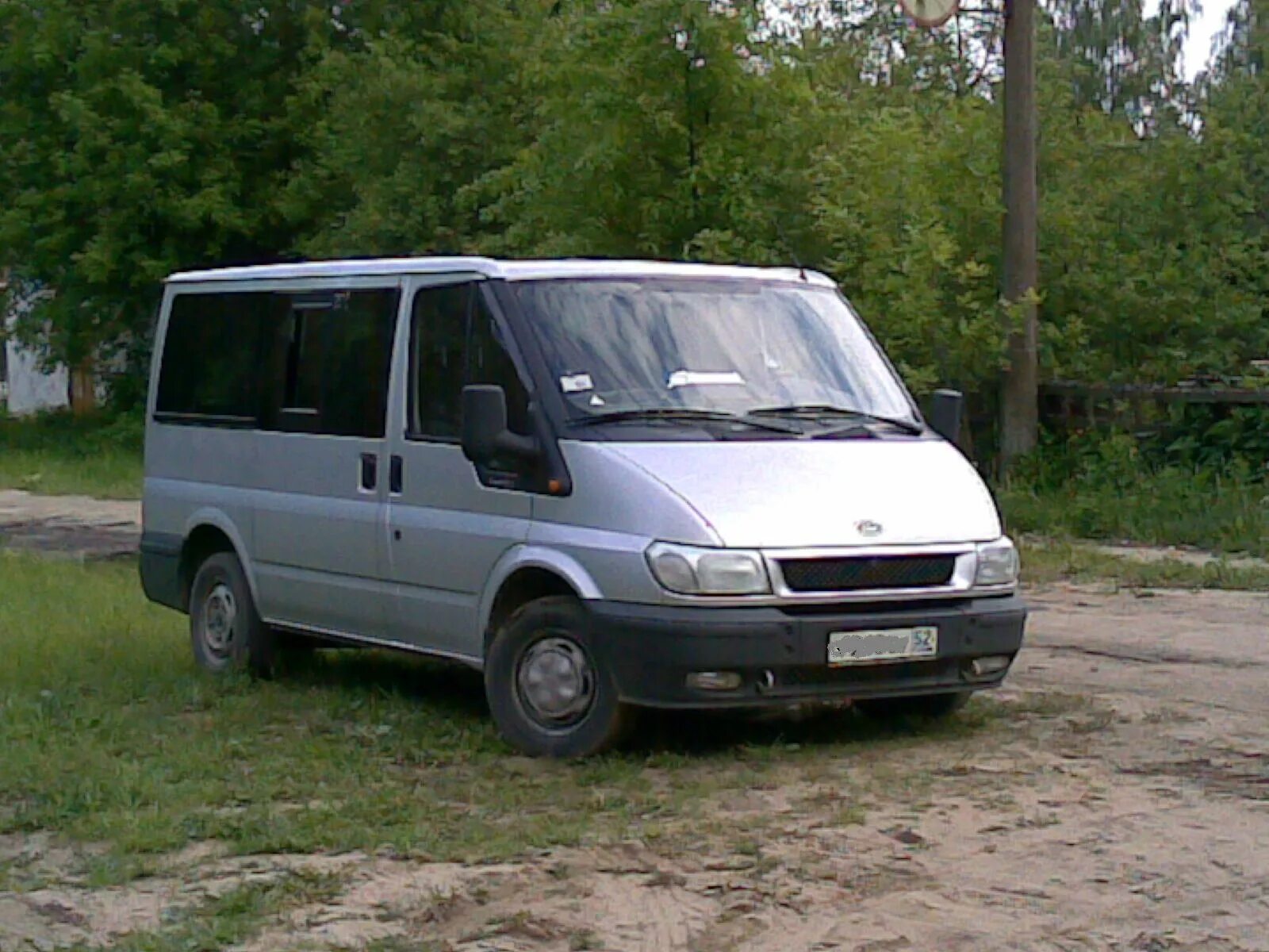 Форд Транзит пассажирский 8. Ford Transit 8 местный. Форд Транзит 8 мест. Микроавтобус Форд Транзит 8 мест.