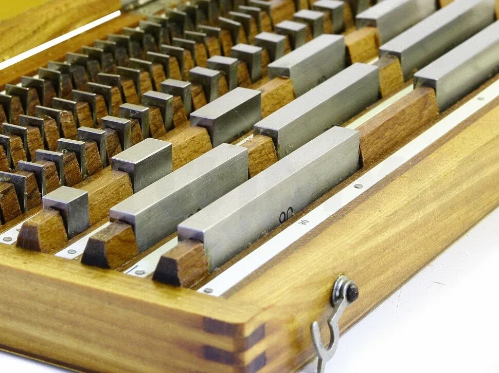 набор концевых мер длины кмд №1 кл. 1 83 меры крин. меры длины концевые плоскопараллельные набор 5. набор кмд №1 кл. концевые меры длины кмд.