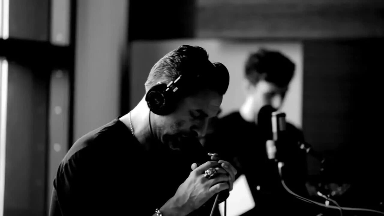 Broken mode. Депеш мод брокен. depeche mode in studio. depeche mode -live studio session. depeche mode broken live studio.