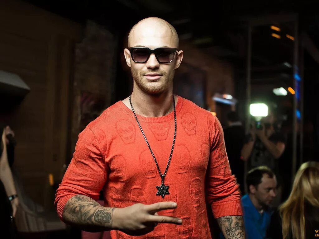 малиновский лазарев малиновский. певец друг друга. малиновский алекс и лазарев. лазарев и его парень. певец друг друга.