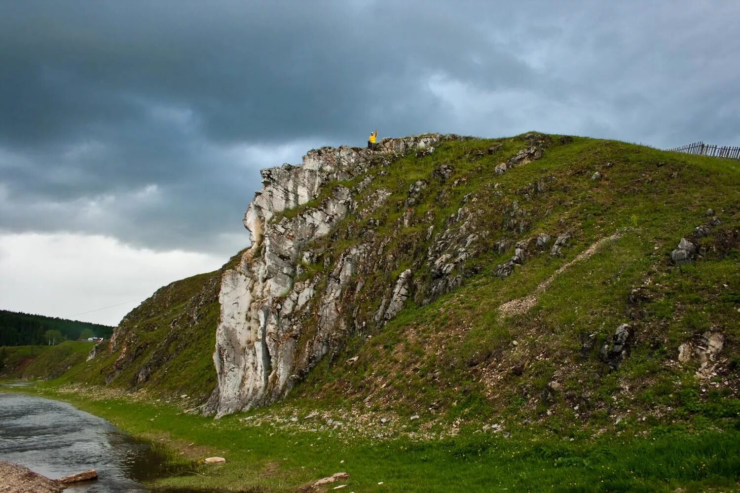 Кусье-александровский пермский край. Посёлок кусье александровский. Посёлок кусье александровский. Кусье-александровский пермский край. Кусье александровск погода.