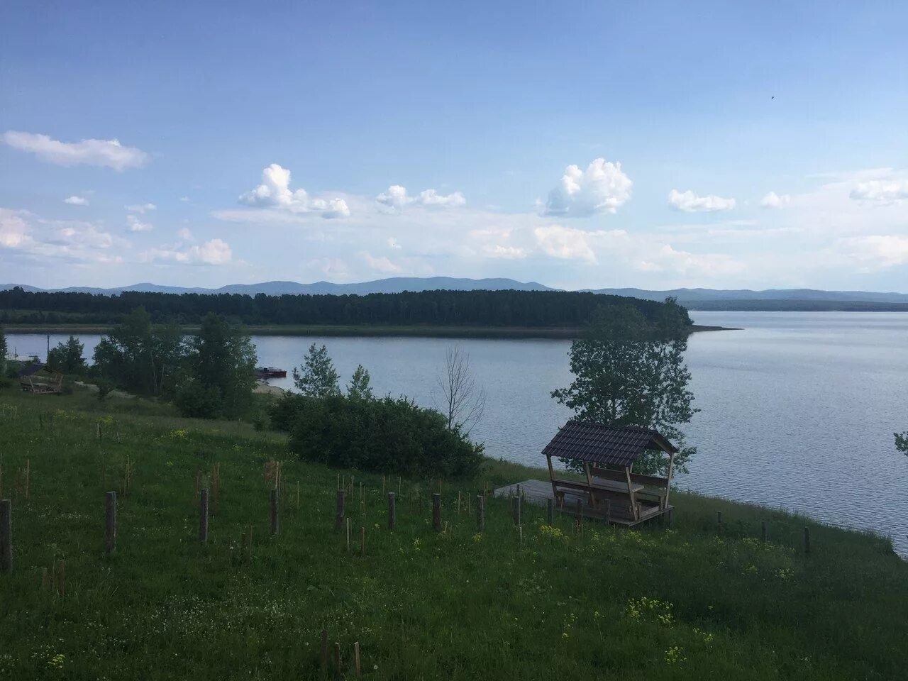 Погода на неделю приморск красноярский. Приморск причал Красноярское море. База причал Красноярское море. База отдыха причал, поселок Приморск. База причал в Приморске Красноярского края.