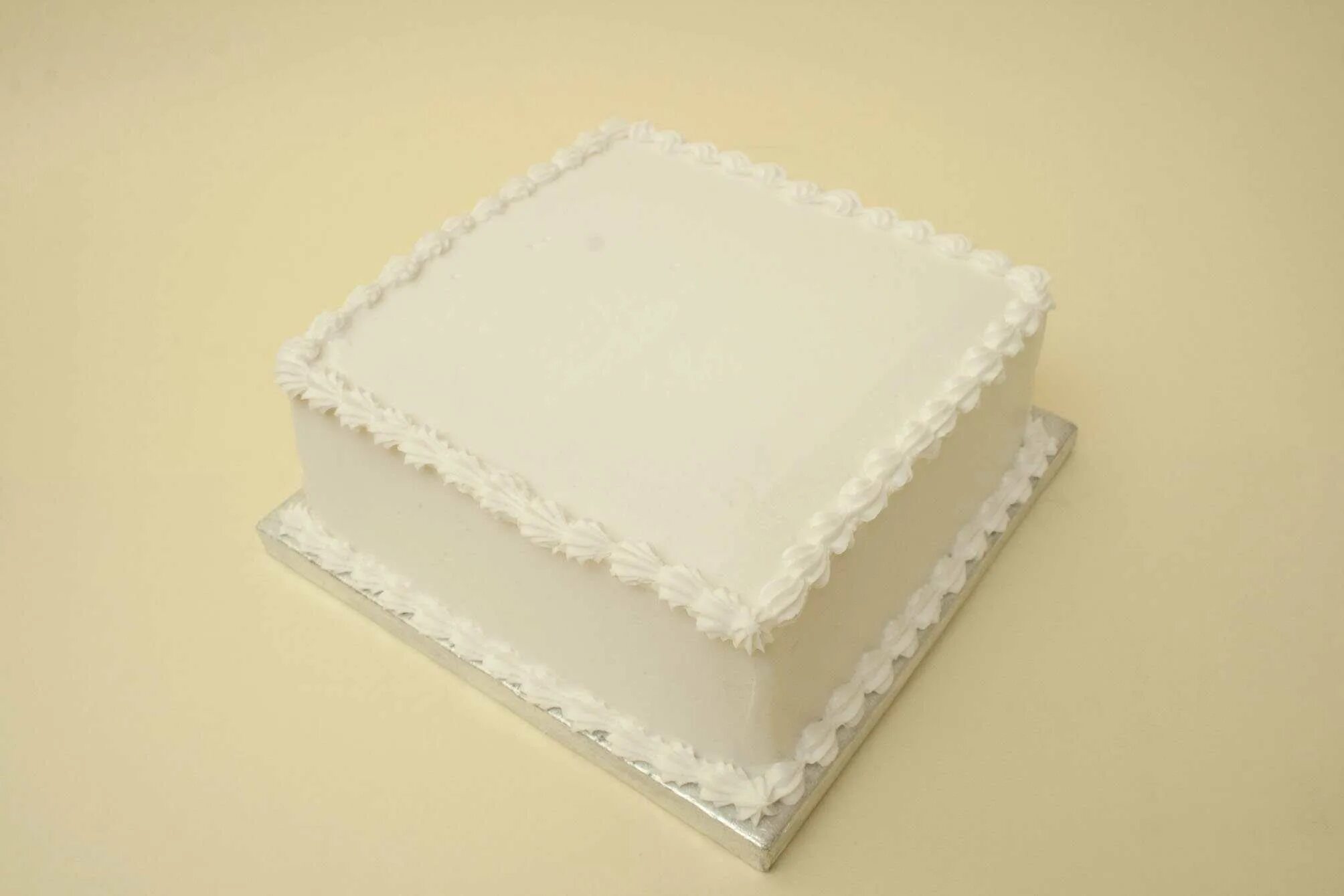 Buttercream sheet cake Sheet cake designs, Valentines day cakes, Vintage cake