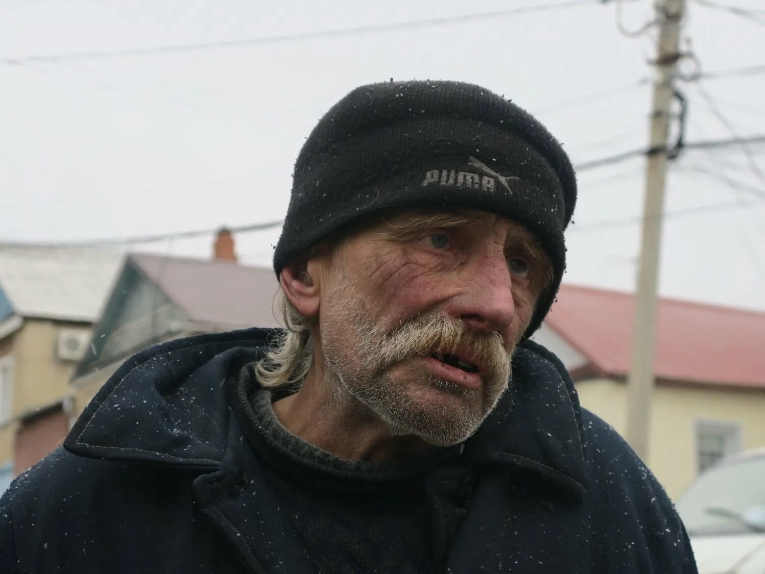 Бомжи саратова фото
