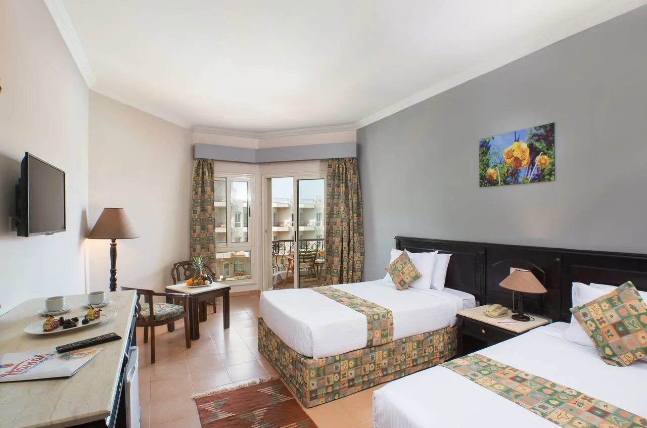 Fun sun family sunrise aqua 4 хургада. Санрайз джой резорт хургада 4. Sunrise aqua joy 5 египет хургада. Хургада египет отель санрайз аква. Sunrise aqua joy resort 4*.