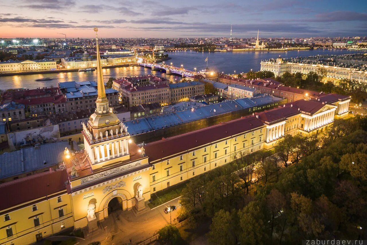 Адмиралтейство в Санкт-Петербурге. Здание Адмиралтейства в Петербурге. Адмиралтейство (г. Санкт-Петербург, 1823 год);. Захаров Адмиралтейство вид сверху. Свод спб