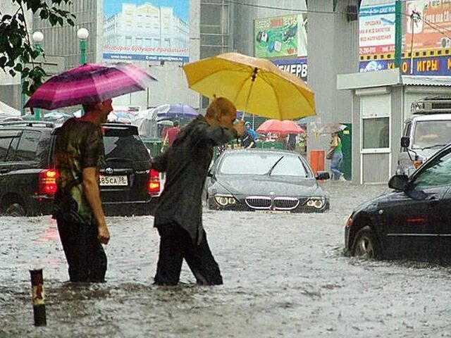 Три дождя иркутск. Иркутск ливни. Ливни в Иркутске 21 июля 2009. Иркутск дождь. Иркутск ливень 2009.