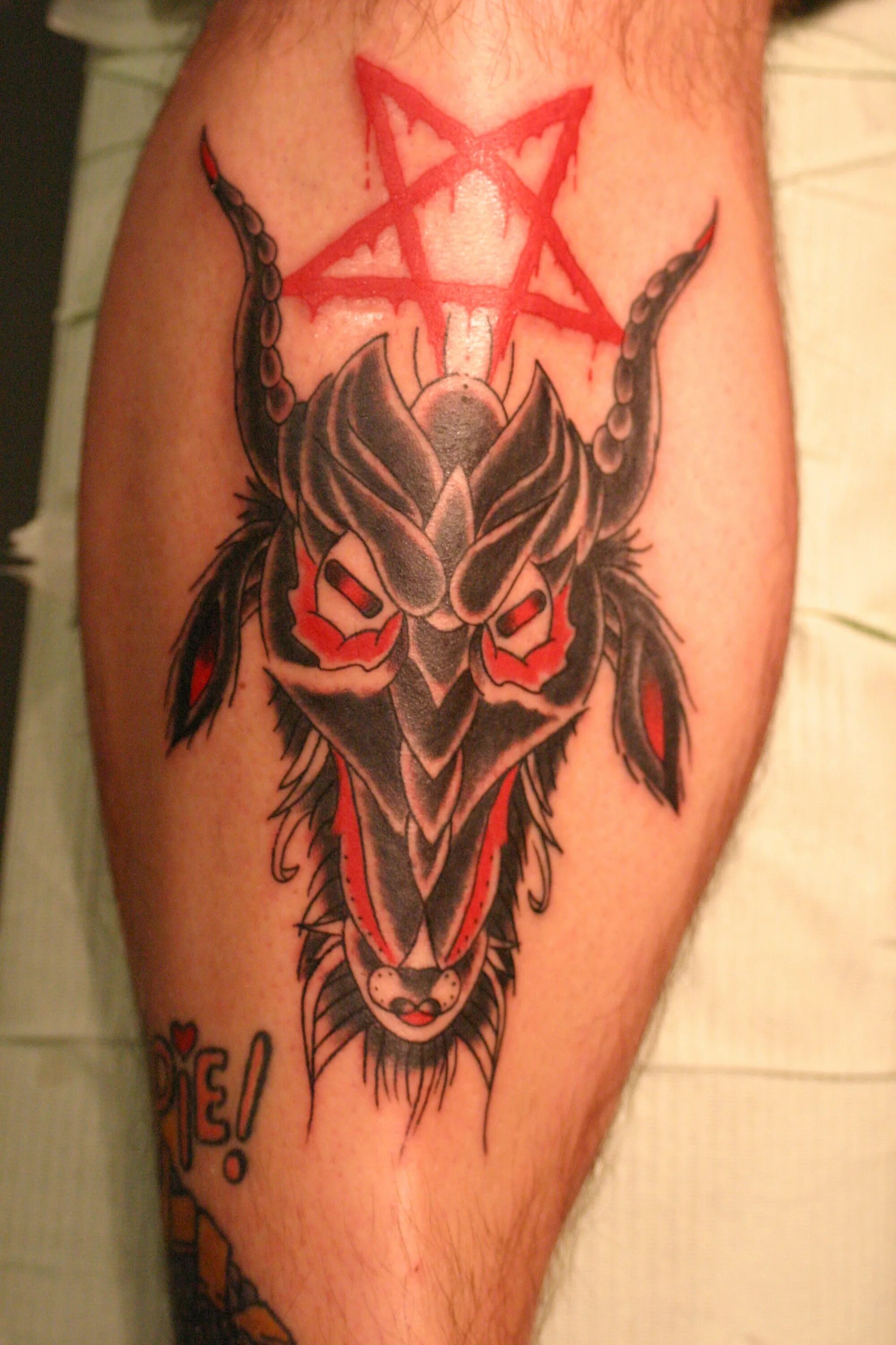 сатанинские тату. тату сатанизм. тату сатана. тату сатана. бафомет азов.