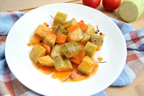 Тушеные кабачки с рисом