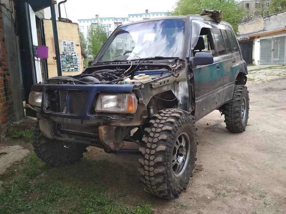 Сузуки эскудо 33 колеса. Диски suzuki escudo. Сузуки гранд витара на 35 колесах. Эскудо 2 31 колеса. Suzuki escudo колеса.