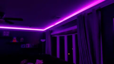 Strip light
