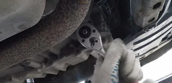 Цивик замена масла акпп. Сливная пробка Honda Civic 4d. Фильтр АКПП Хонда Цивик 4д. Сливной болт масла Honda Civic 4d. Сливная пробка масла Хонда Цивик 4д.