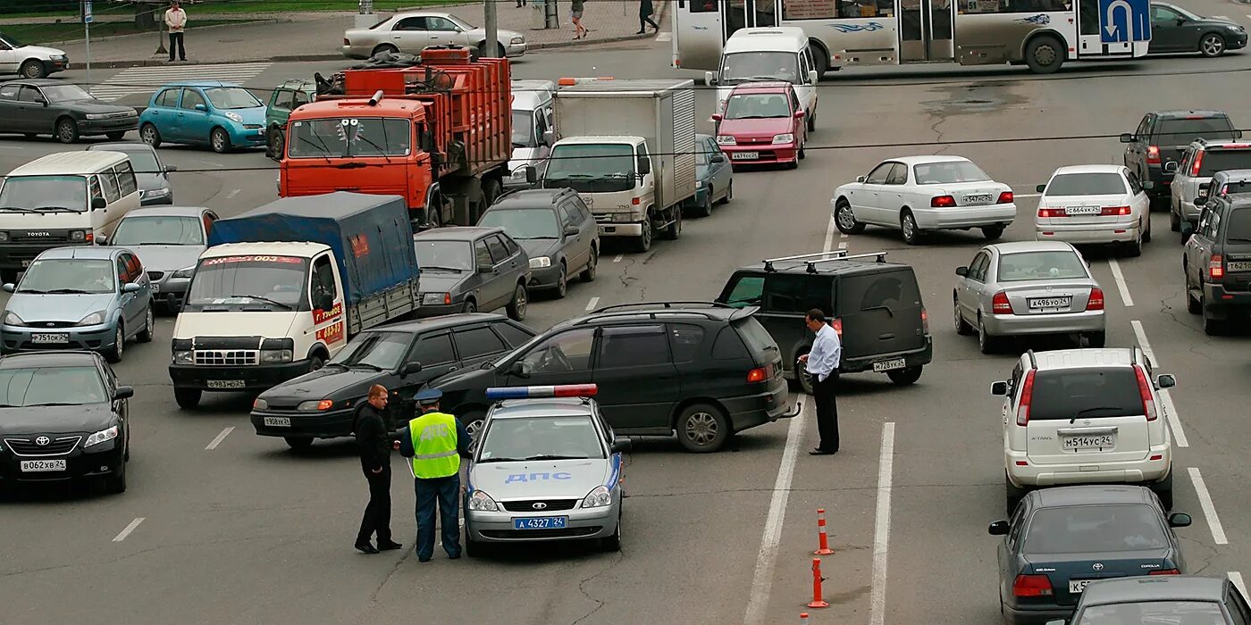 Гибдд приезд. Штраф за опасное вождение. Термин опасное вождение. Штраф за опасную езду. Опасное вождение опер стиль.