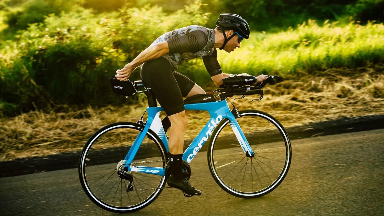 Велосипед против движения. Велосипед canyon triathlon. баренд что на велосипеде. велосипед triatlon kenton 1998. триатлон горы.