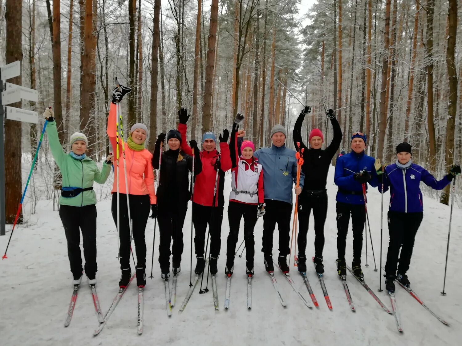 валентина алешина тренер по лыжам. тренер беговые лыжи. тренер по беговым лыжам. тренер лыжной секции.