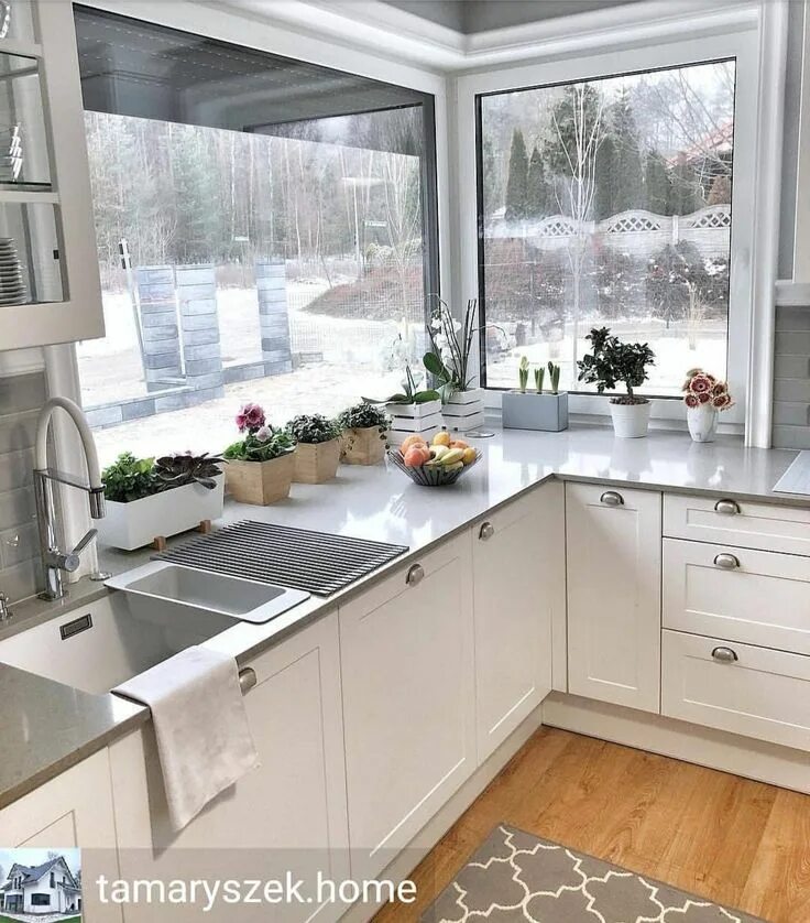 Расположение кухни в частном доме возле окна 94+ Lovely Kitchen Window Design Ideas Kitchen window design, Kitchen layout, Ki