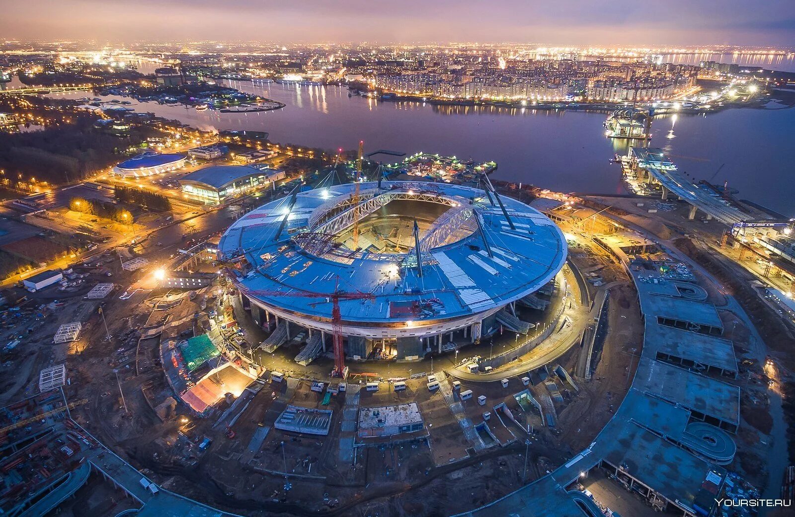 Вместимость стадиона петербург. Стадион Санкт-Петербург Арена. Стадион Зенит Арена Санкт-Петербург. Стадион Зенит Арена.