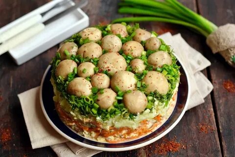 Шампиньоны сыр зелень