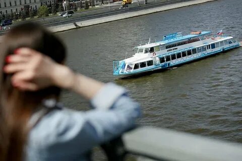С чем связано имя речного трамвайчика синичка