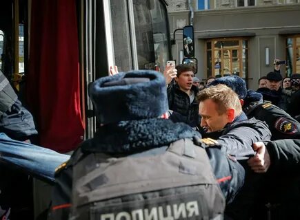 Реакция запада на навального
