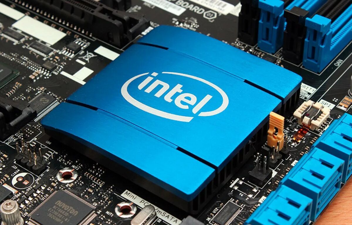 Видеокарта intel core i7. Intel i1. intel проц. микропроцессор интел. новый процессор.