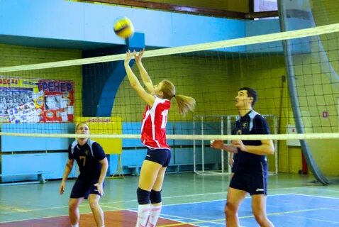 Какими могут быть соревнования по волейболу
