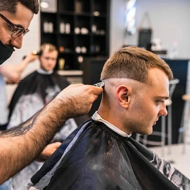 топган барбер белгород. гагик барбершоп. 0 воронеж. барьер шоп воронеж владимира невского. барбершоп на высоком этаже с панорамой.