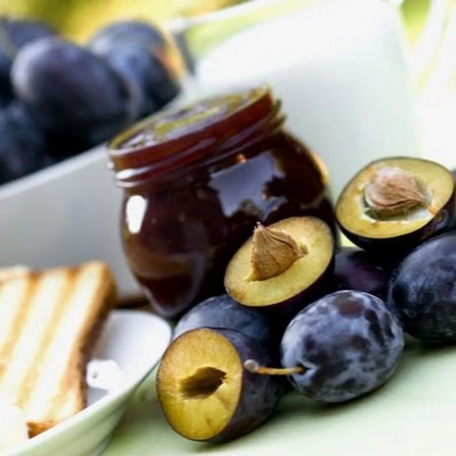 Естественные слабительные продукты. Сок слабит. Juice to cleanse. Кисель для кишечника при запоре. Сок слабит.