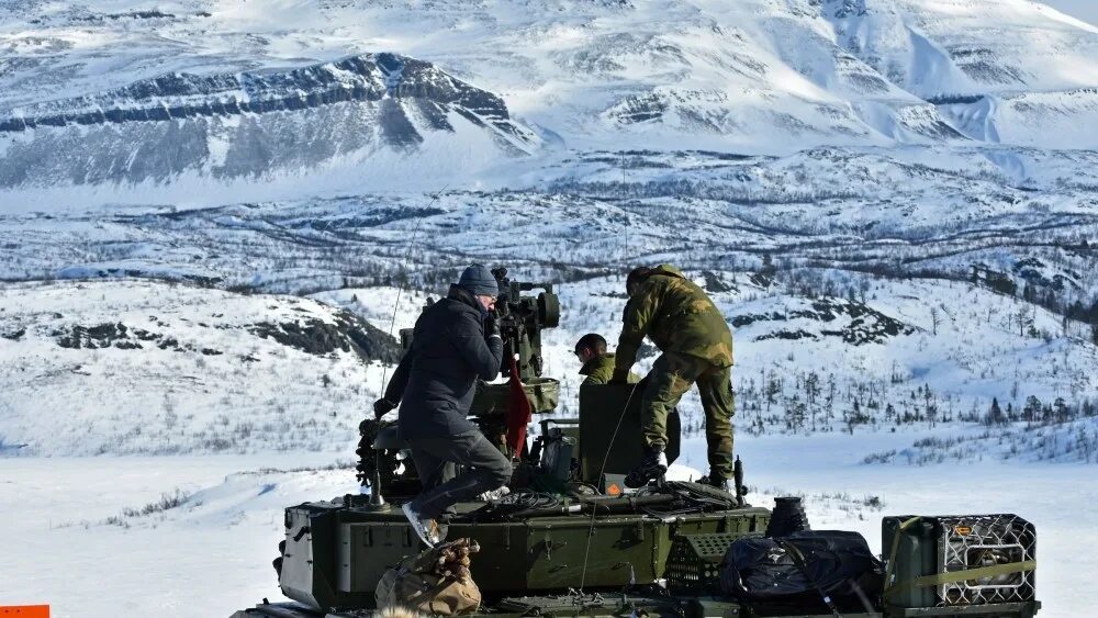 Нато nordic response. Учения НАТО Cold response 2022. Cold response 2022 Арктика. Cold response 2022 NATO. Военная техника Норвегии.