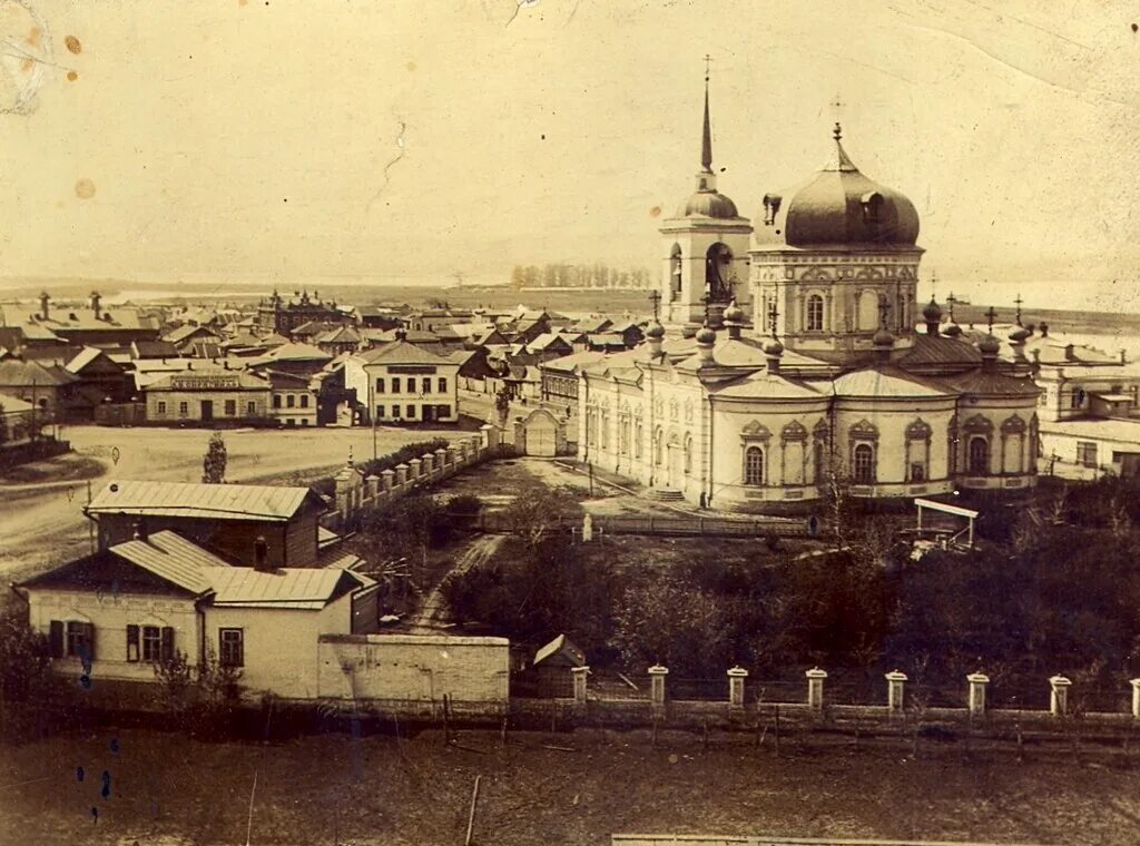 Энгельс годы. Покровская Церковь Слобода Покровская. Покровская Церковь Энгельс. Старый Энгельс Церковь Покрова. Церковь Саратов Покровск Покровская.