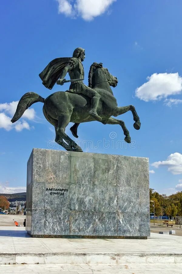 Памятник александру македонскому. Памятник Македонскому в Салониках. Памятник Александру Македонскому в Македонии. Памятник Александру Македонскому в Салониках, Греция.