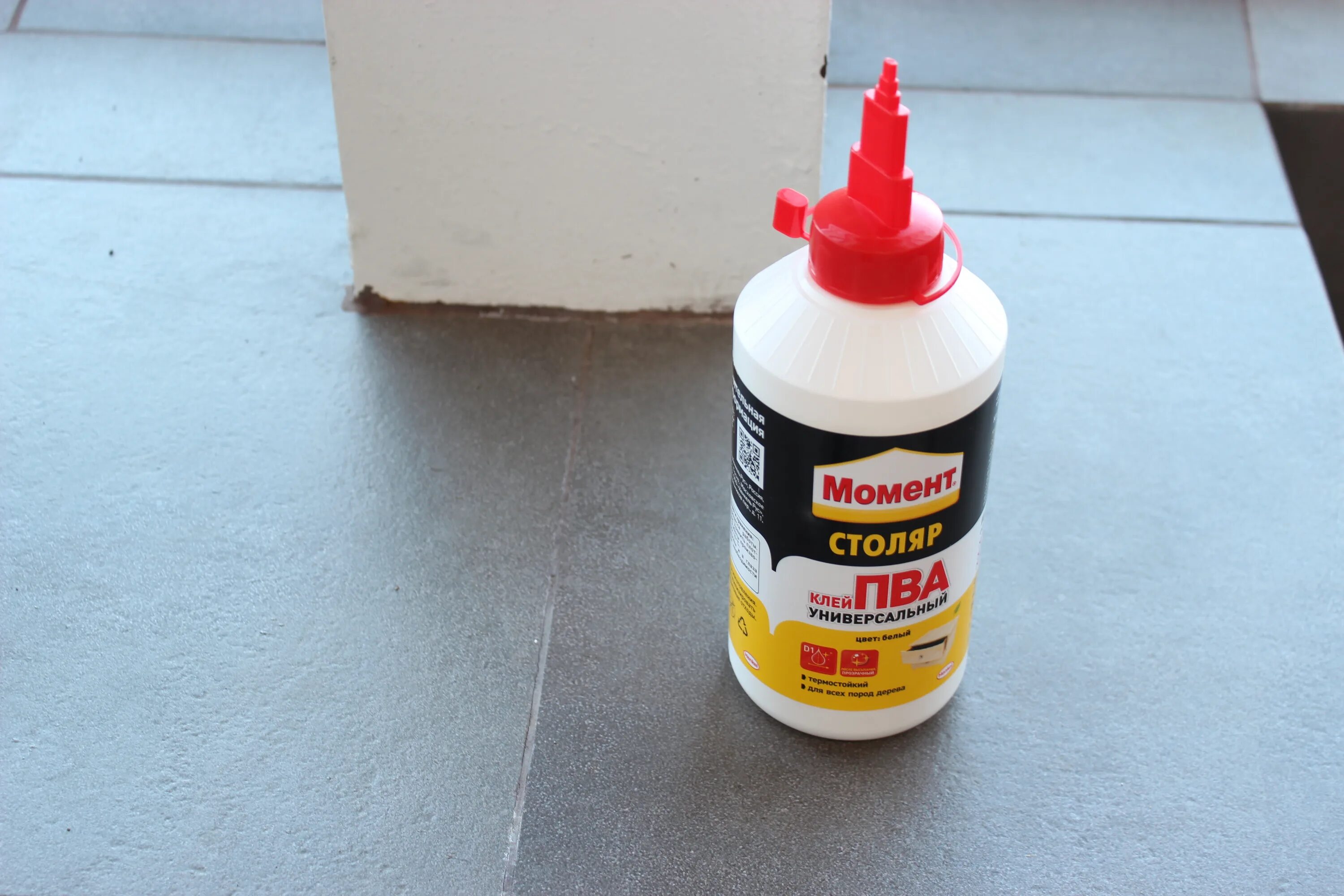 Клей пва можно добавить в шпаклевку. Шпатлевка на клее пва. Класс водостойкости клея пва. Клей пва универсальный 10 кг вгт vgt. Клей pva строительный.