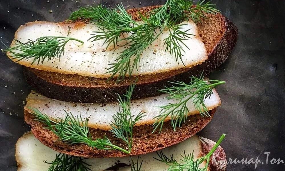 сало с укропом фото. сало с укропом и чесноком. бело сало с чесноком и укропом. сало с чесноком. сало с укропом и чесноком.