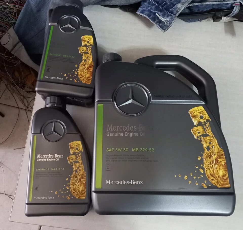 Genuine engine. 5. 5w30 mercedes-benz mb229. Genuine parts масло 5w30. Масло мерседес 5w40.
