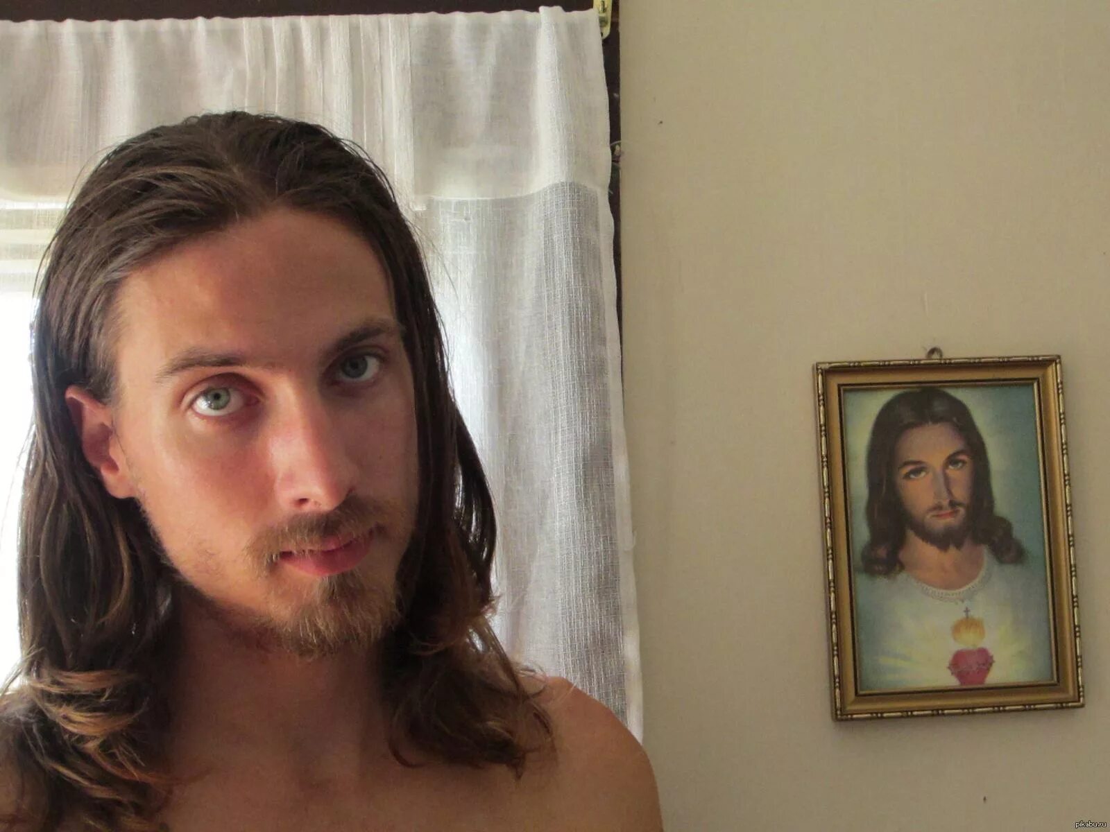 Христос реален. Двойник Иисуса Христа. Парень похожий на Иисуса. Люди похожие на Иисуса. Мужчины похожие на Иисуса.