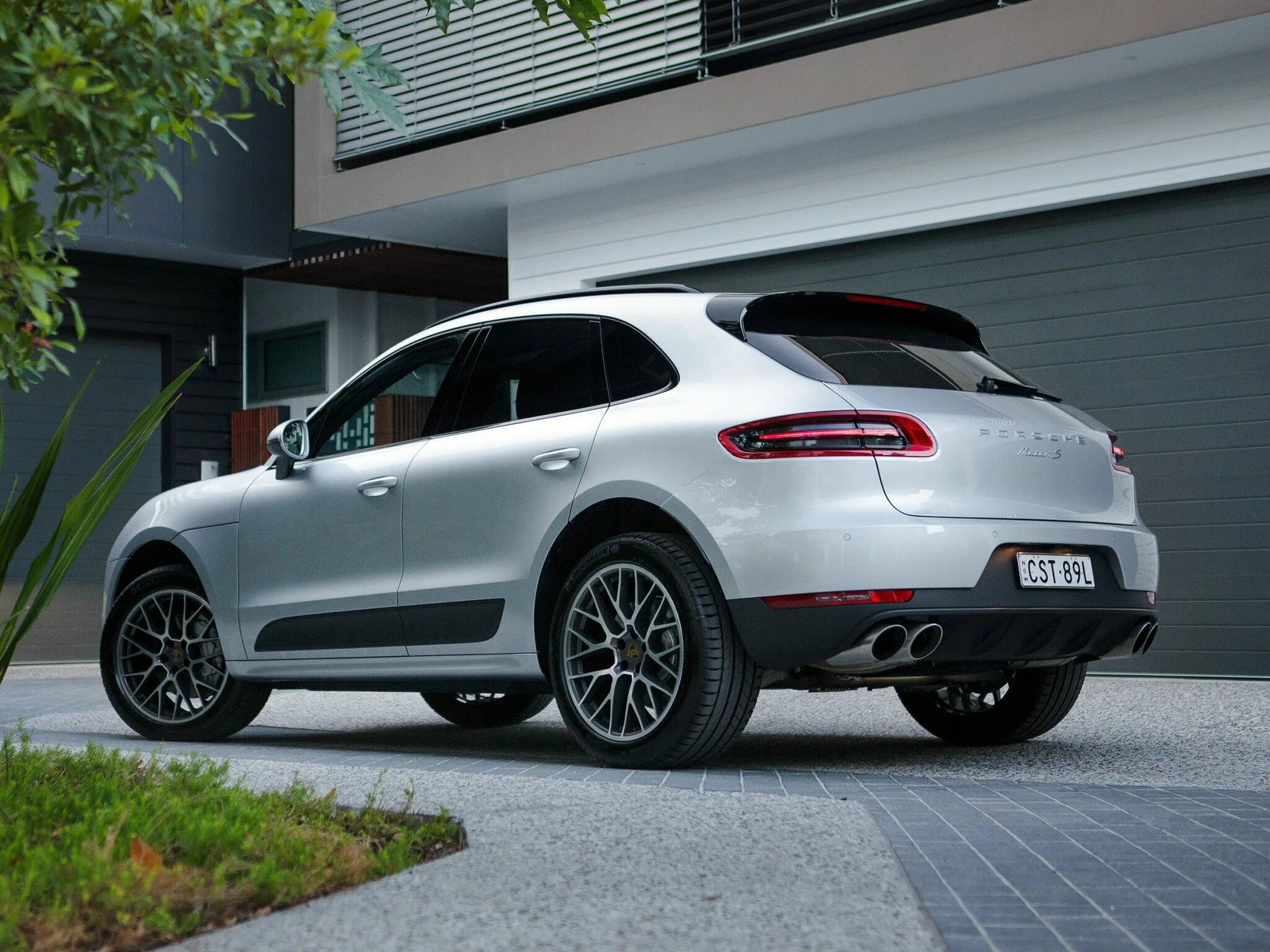 Porsche macan turbo 2020. Порш джи. Porsche 911 gt2 rs 2017. Порше панамера 2000. Порш джи.