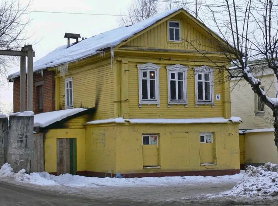 Куплю дом звенигород московской. Звенигород дома. Исторические дома Звенигорода. Дом в Звенигороде. Частный дом в Звенигороде.