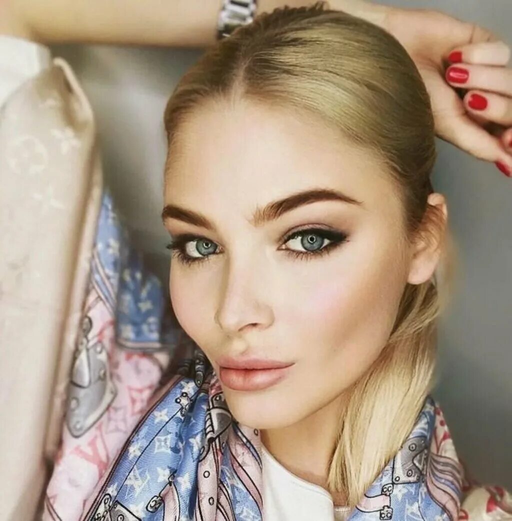 Моделью шишковой. Моделью шишковой. Плена шпшкова. Моделью шишковой. Моделью шишковой.