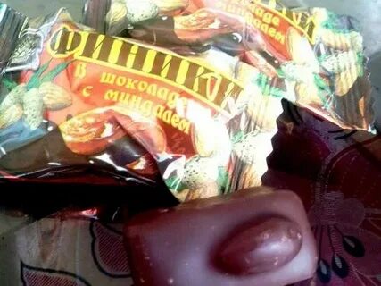Конфеты финики в шоколаде с миндалем