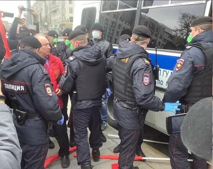 Отдел полиции хамовники руководители. Полиция депутатская. Депутаты бывшие полицейские. Полиция депутатская. Кравец начальник полиции хамовники.