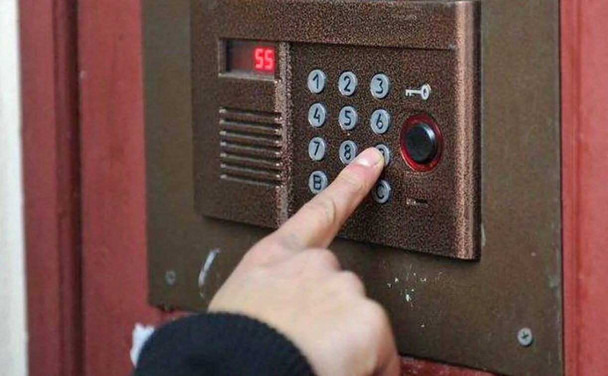 Домофон копейск. Видеодомофон eltis. домофоны подъездные. домофон подъездный. видеодомофон подъездный.