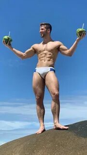 Pin by Esdras Vutica on BELLEZA MASCULINA Man swimming, New job, Online pho...